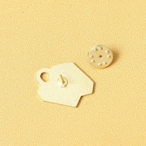 CAT in BOX pin with Caption IF IT FITS I SITS Collectible Enamel Pin NEW! 997 - Picture 4 of 4